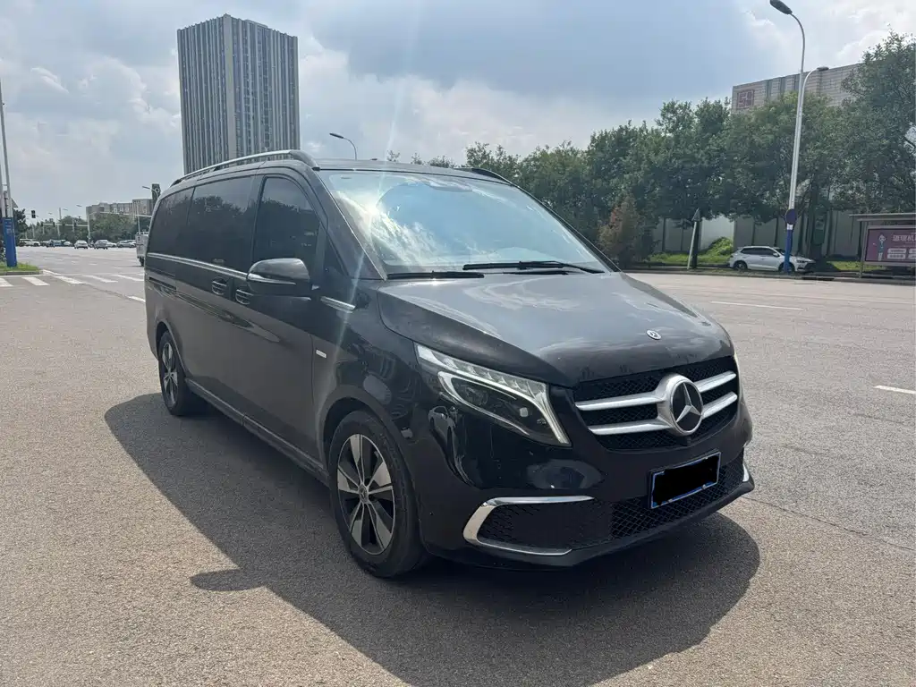 Mercedes-Benz V-Class 2022 — фото 3