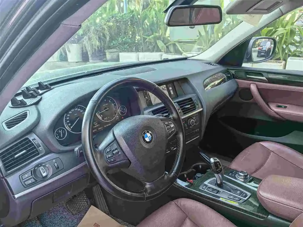 BMW X3 2013 — фото 9