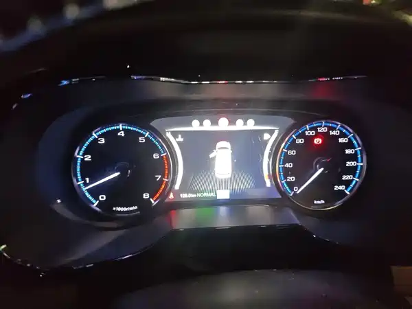 GAC Trumpchi GS8 2017
