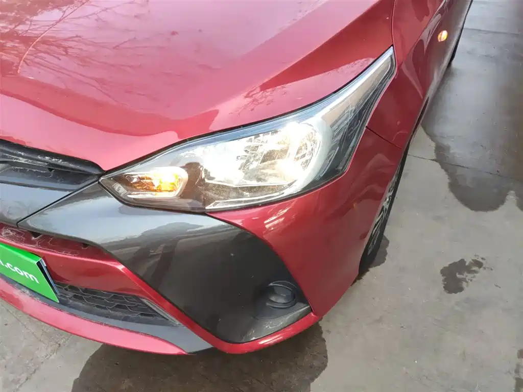 Toyota Yaris L 2021 — фото 24
