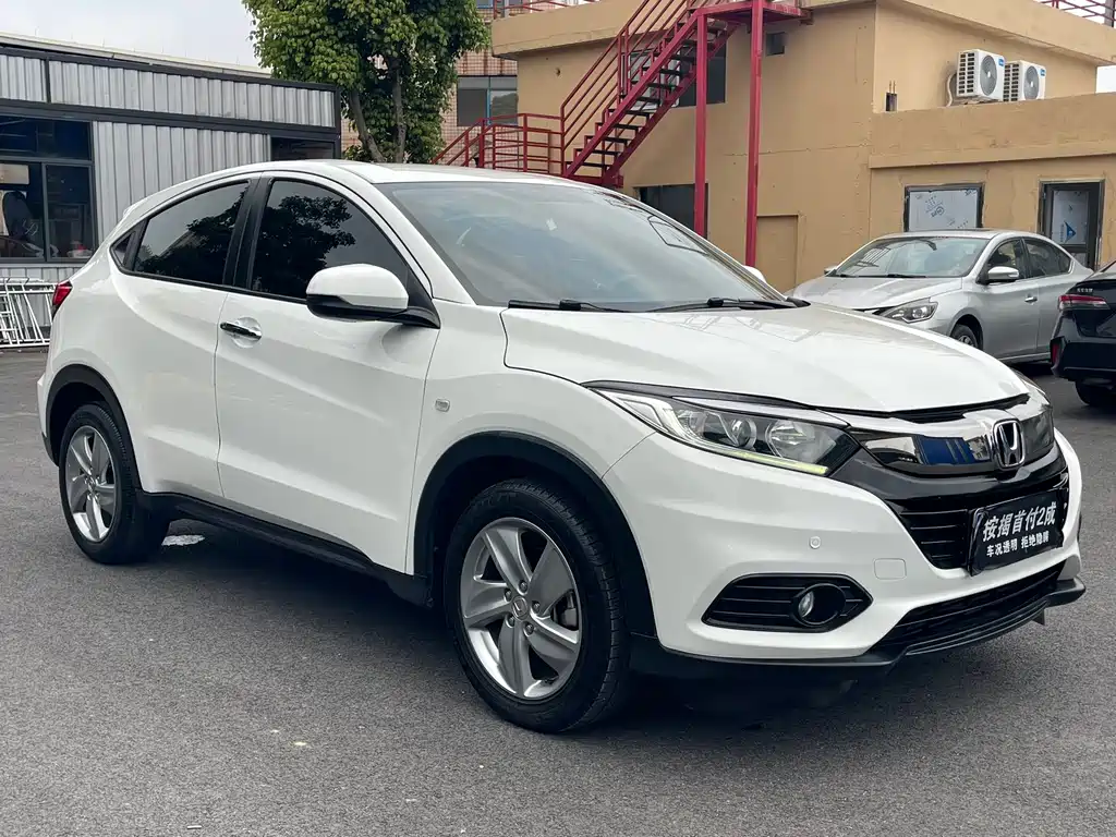 Honda Vezel 2021 — фото 3