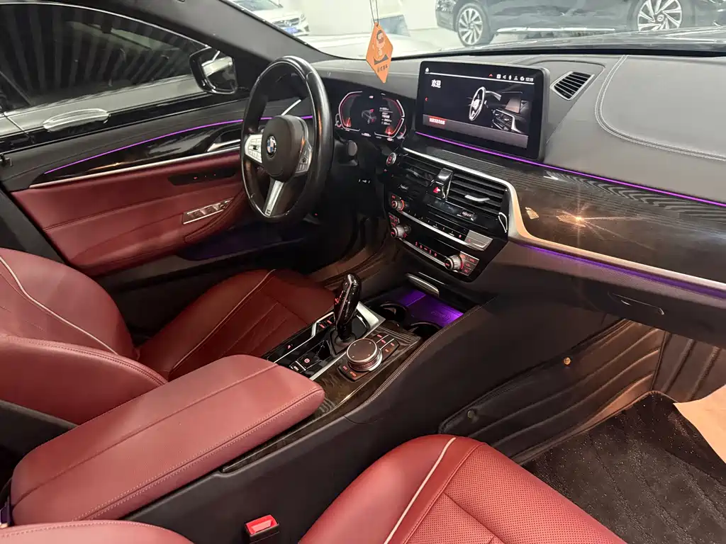 BMW 5 Series 2023