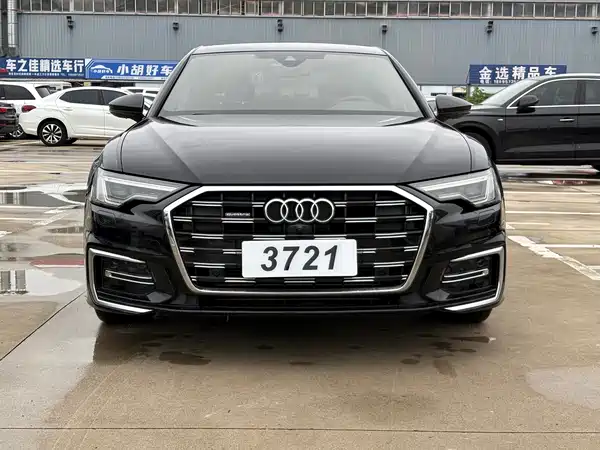 Audi A6L 2022