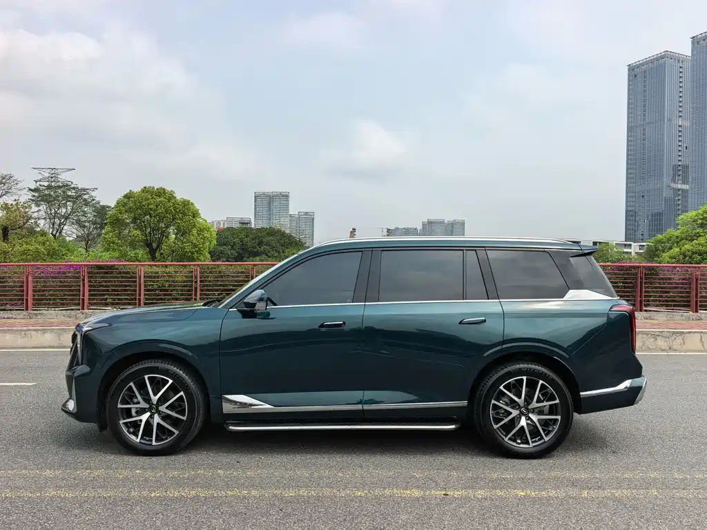 GAC Trumpchi GS8 2022 — фото 21