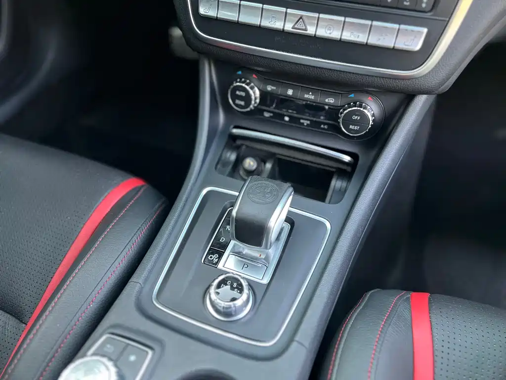 Mercedes-Benz CLA AMG 2017 — фото 11