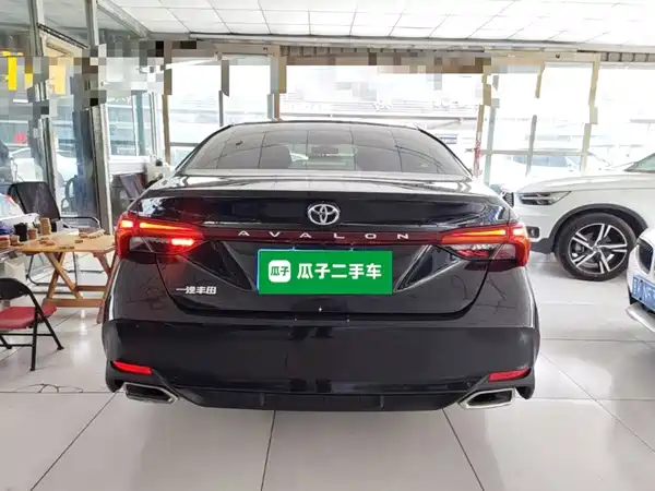 Toyota Avalon 2022