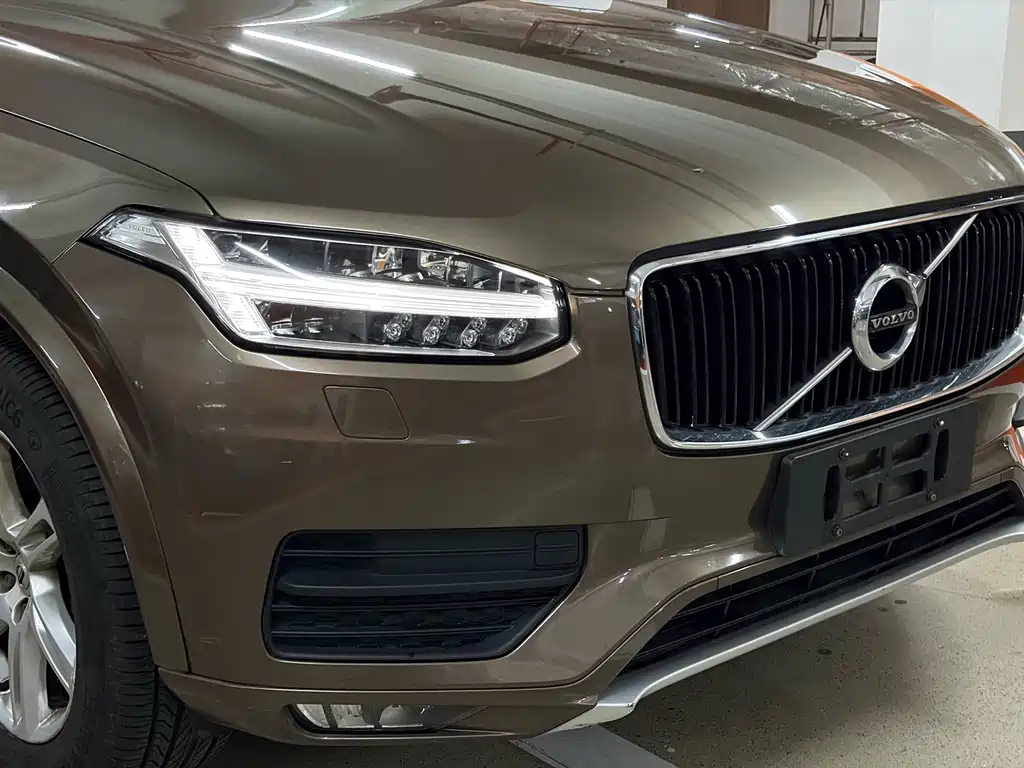 Volvo XC90 2016 — фото 8