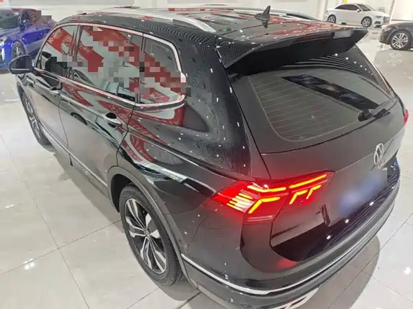 Volkswagen Tiguan L 2024