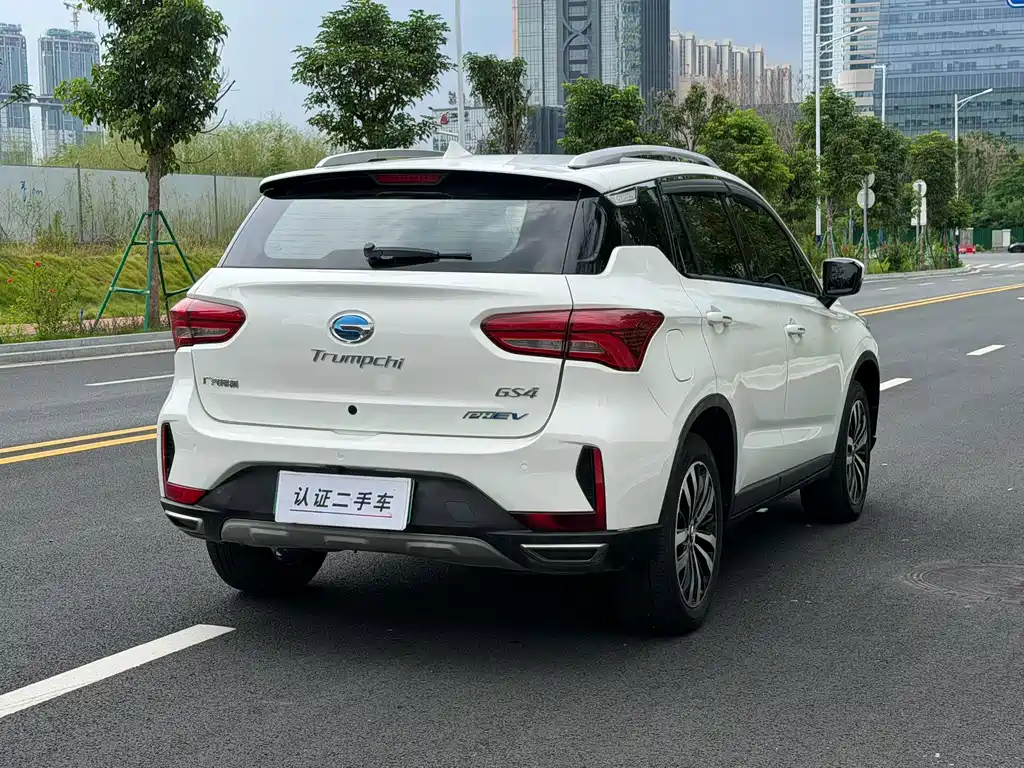 GAC Trumpchi GS4 New Energy 2019 — фото 5