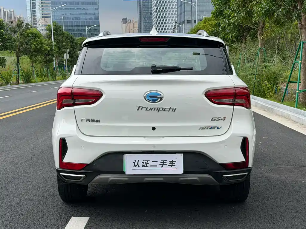 GAC Trumpchi GS4 New Energy 2019 — фото 4