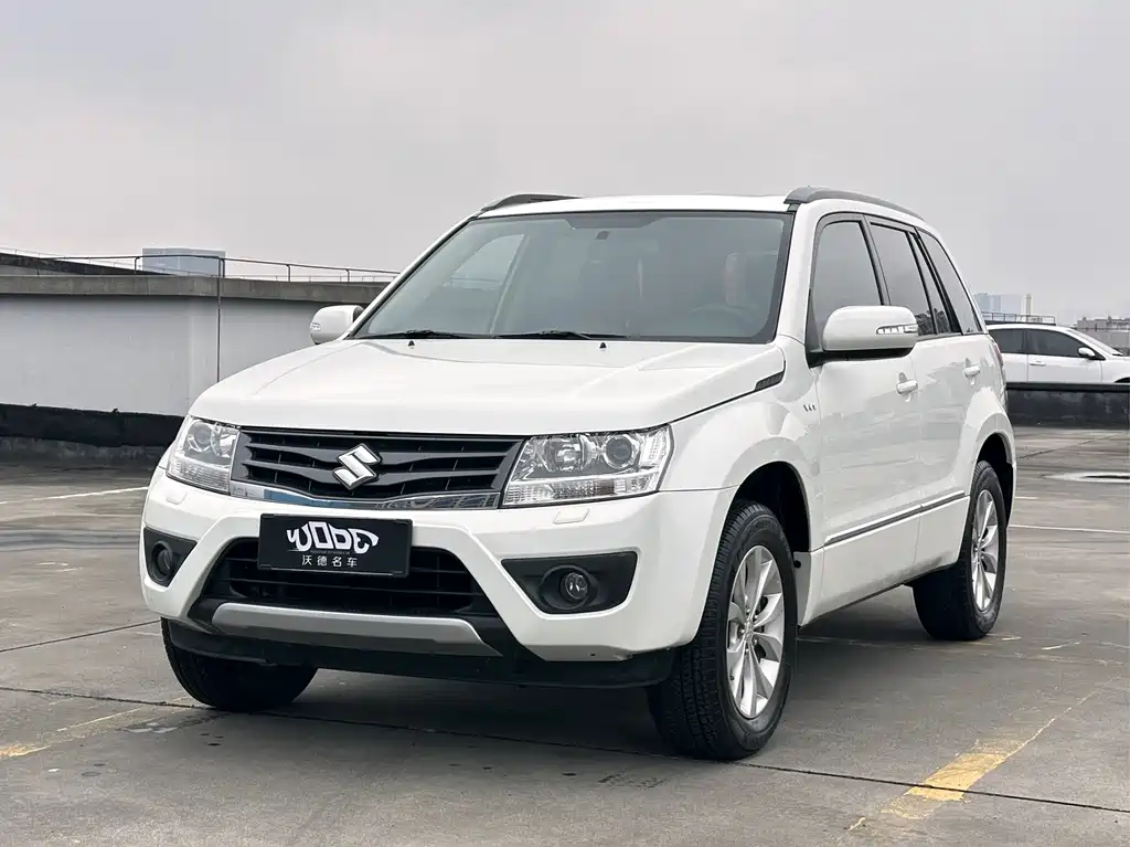 Suzuki Grand Vitara 2016 — фото 1