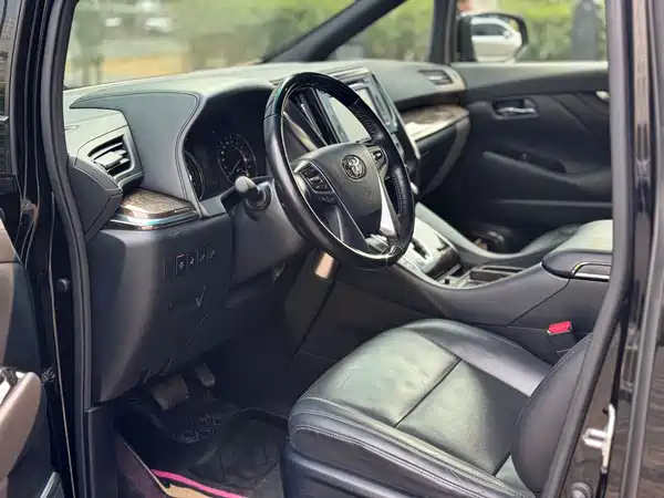Toyota Alphard 2018