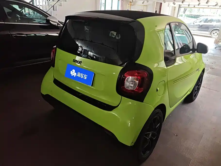 smart fortwo 2017 — фото 3