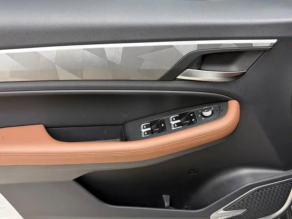 Geely Vision X6 2023