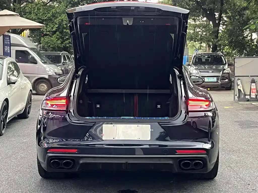 Porsche Panamera 2023 — фото 11