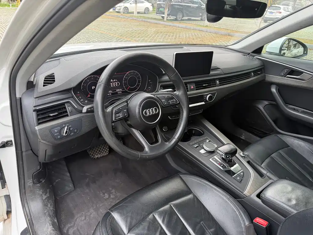 Audi A4L 2017 — фото 4