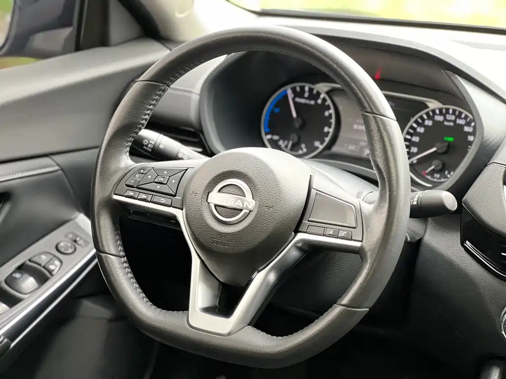 Nissan Sylphy 2022 — фото 11