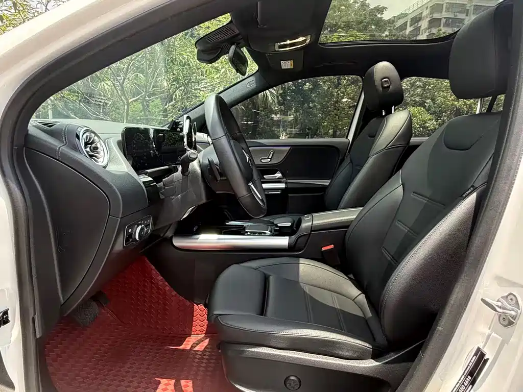Mercedes-Benz GLA 2023 — фото 8