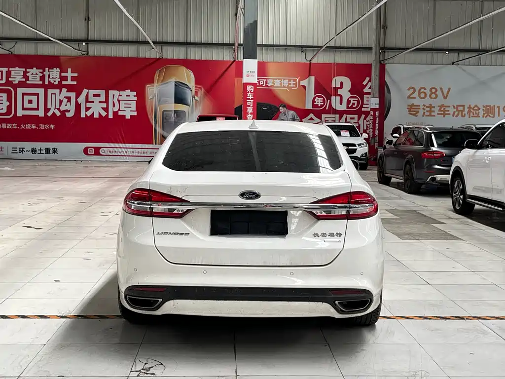 Ford Mondeo 2018 — фото 15