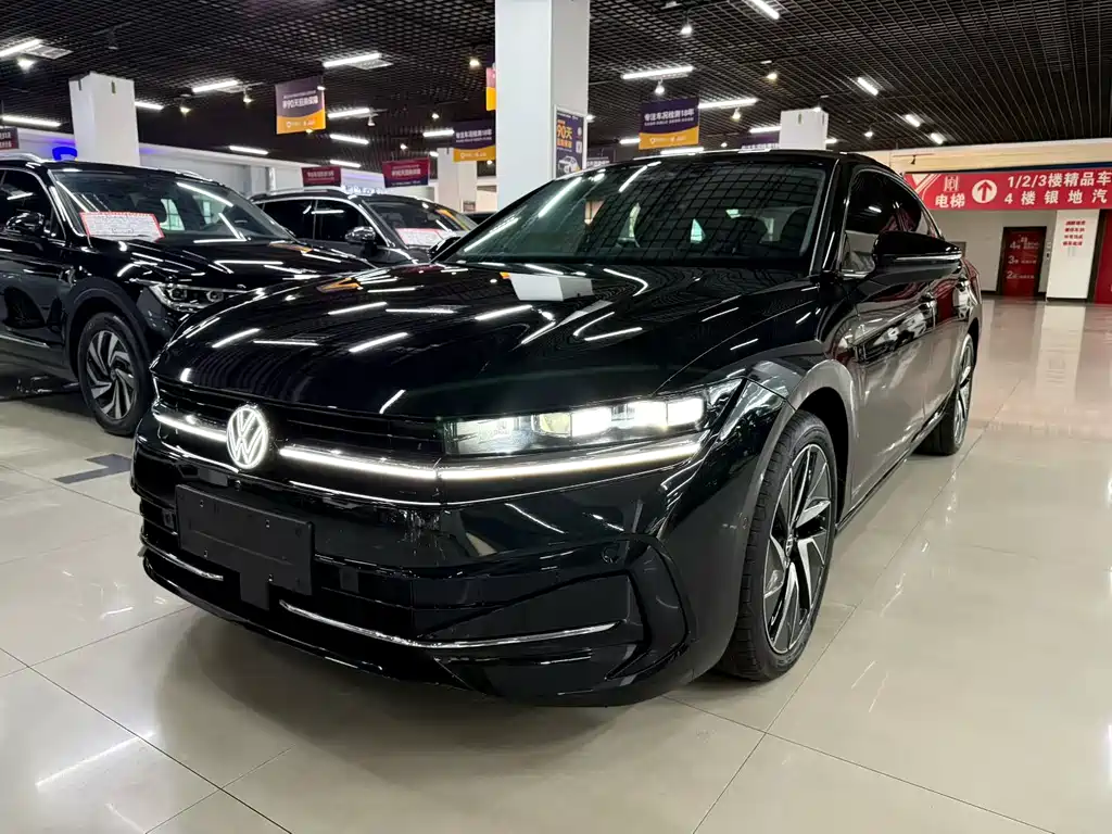 Volkswagen Magotan 2025