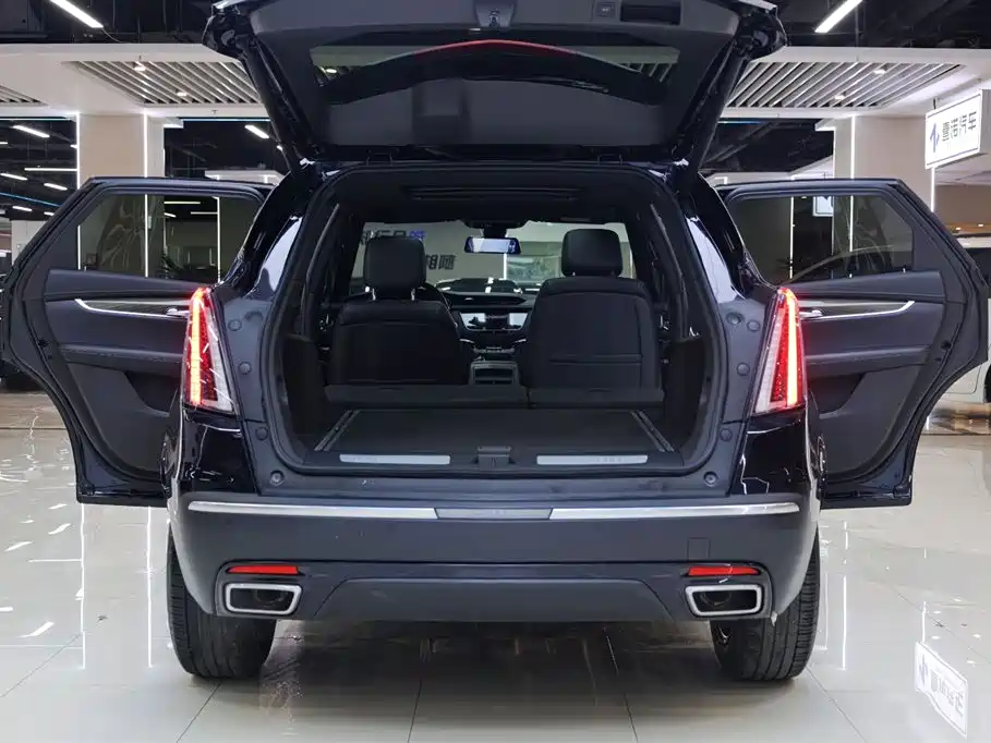 Cadillac XT5 2021 — фото 32
