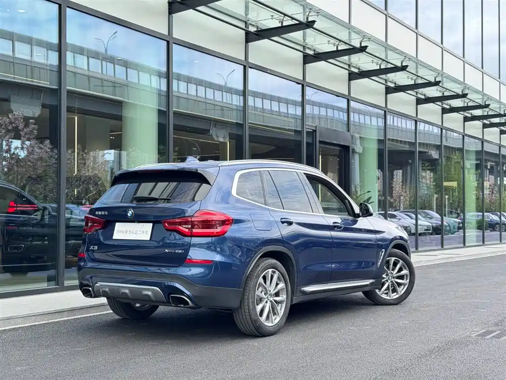 BMW X3 2021 — фото 2