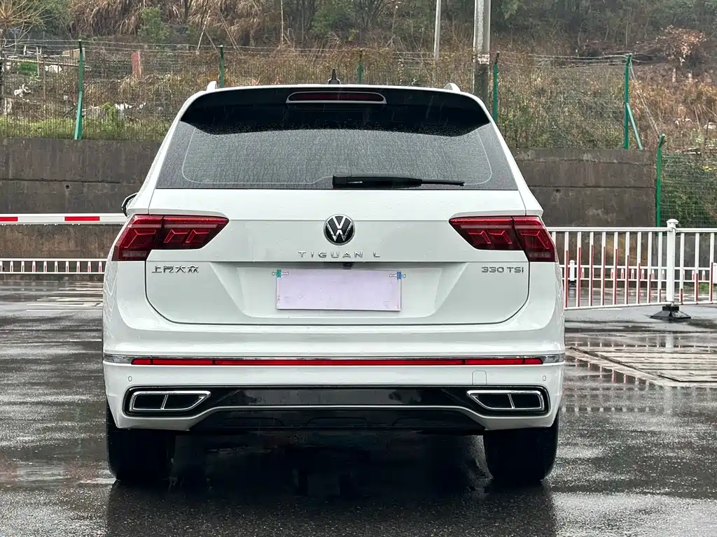 Volkswagen Tiguan L 2023 — фото 14