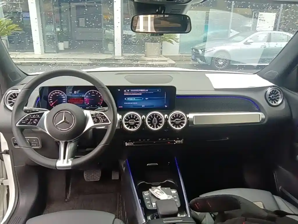 Mercedes-Benz GLB 2023 — фото 10