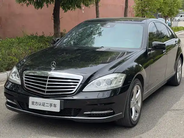 Mercedes-Benz S-Class 2011