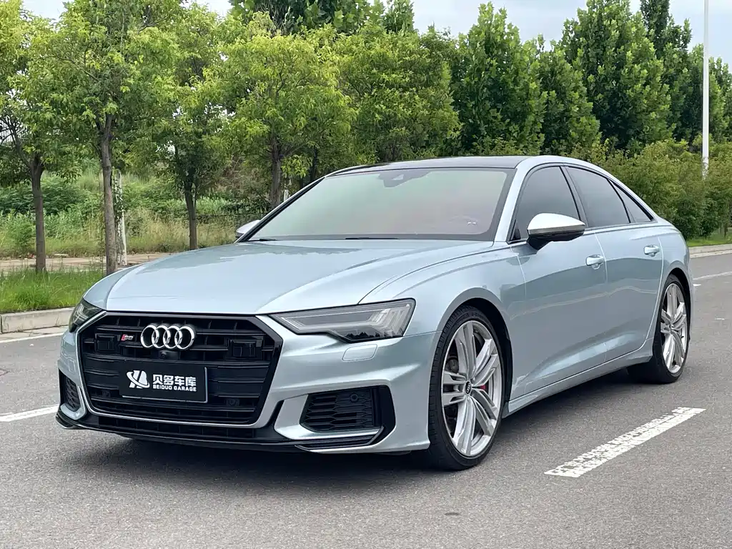 Audi S6 2022 — фото 1