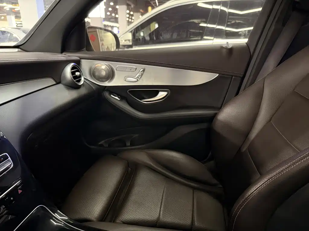 Mercedes-Benz GLC 2022