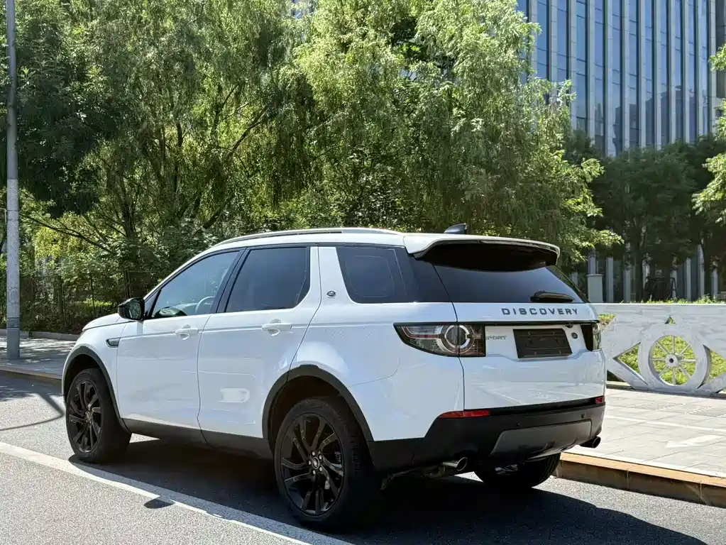 Land Rover Discovery Sport 2020 — фото 15