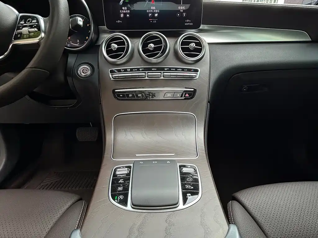 Mercedes-Benz GLC 2019 — фото 13