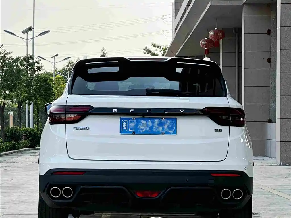 Geely Binyue 2022 — фото 11