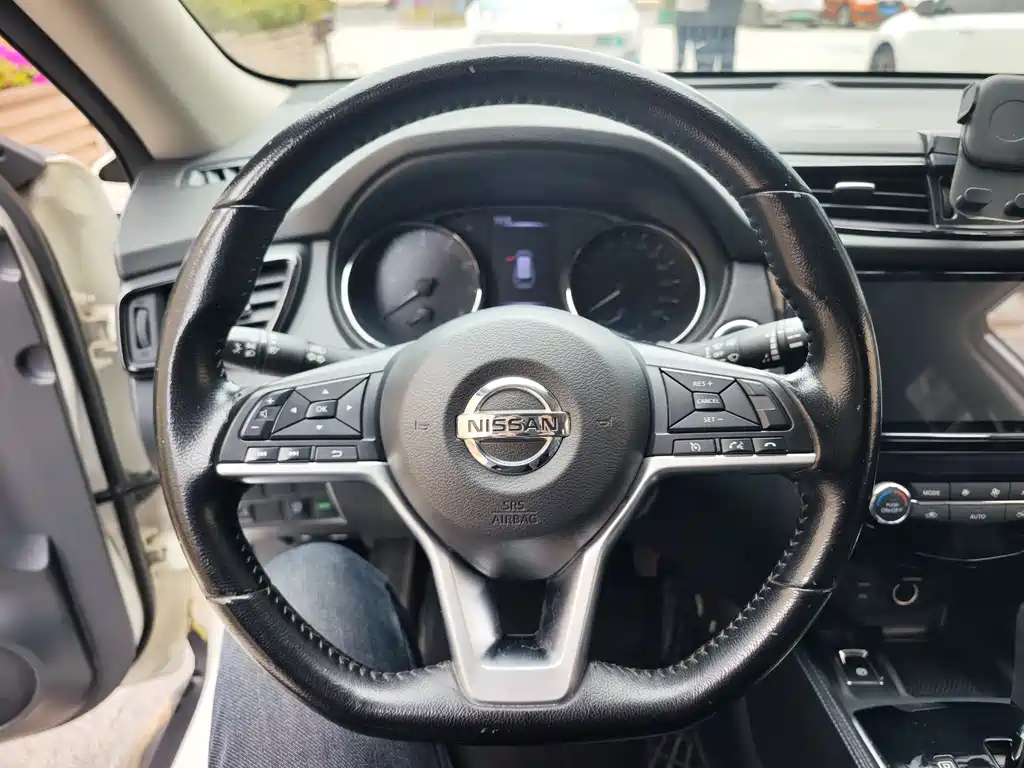Nissan X-Trail 2020 — фото 10
