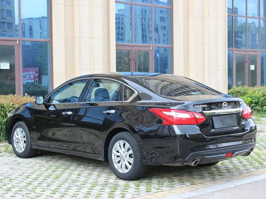 Nissan Teana 2018