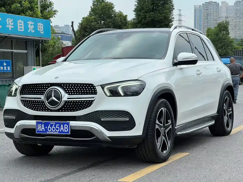 Mercedes-Benz GLE 2022 — фото 1