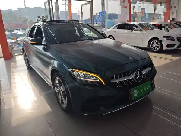 Mercedes-Benz C-Class 2020