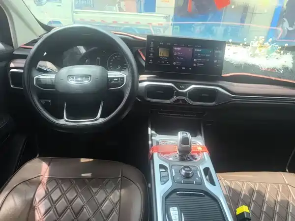 Geely Haoyue 2022