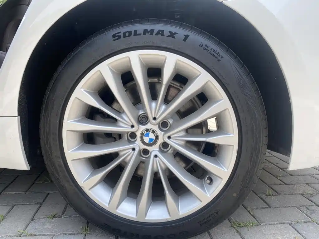 BMW 5 Series 2018 — фото 4