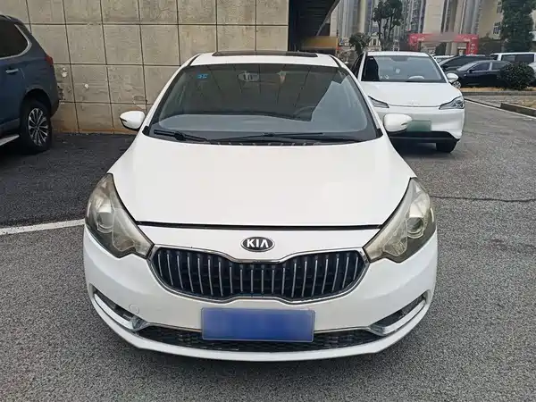 Kia K3 2015
