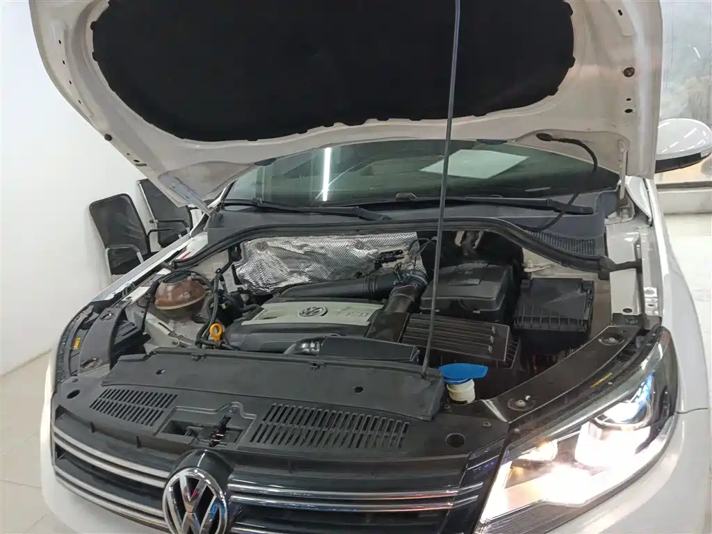 Volkswagen Tiguan 2016 — фото 20