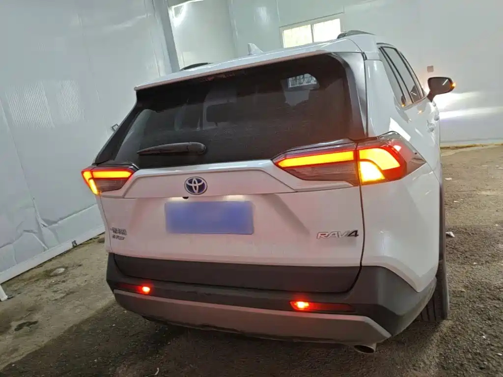 Toyota RAV4 2023