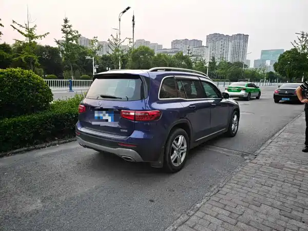 Mercedes-Benz GLB 2020