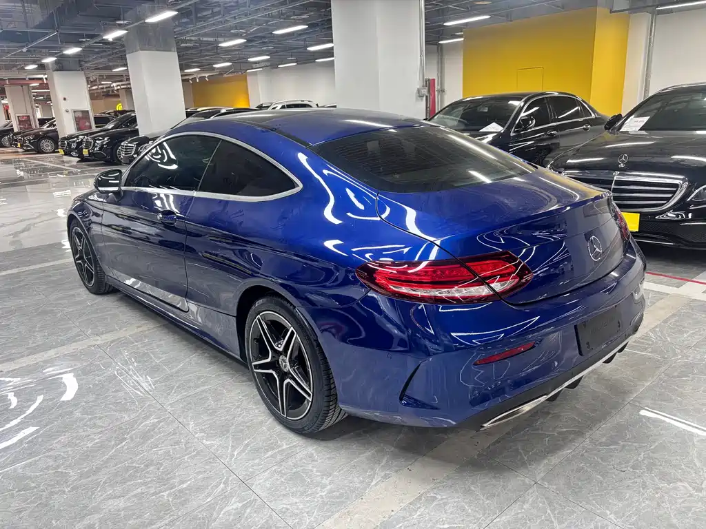 Mercedes-Benz C-Class 2019 — фото 13