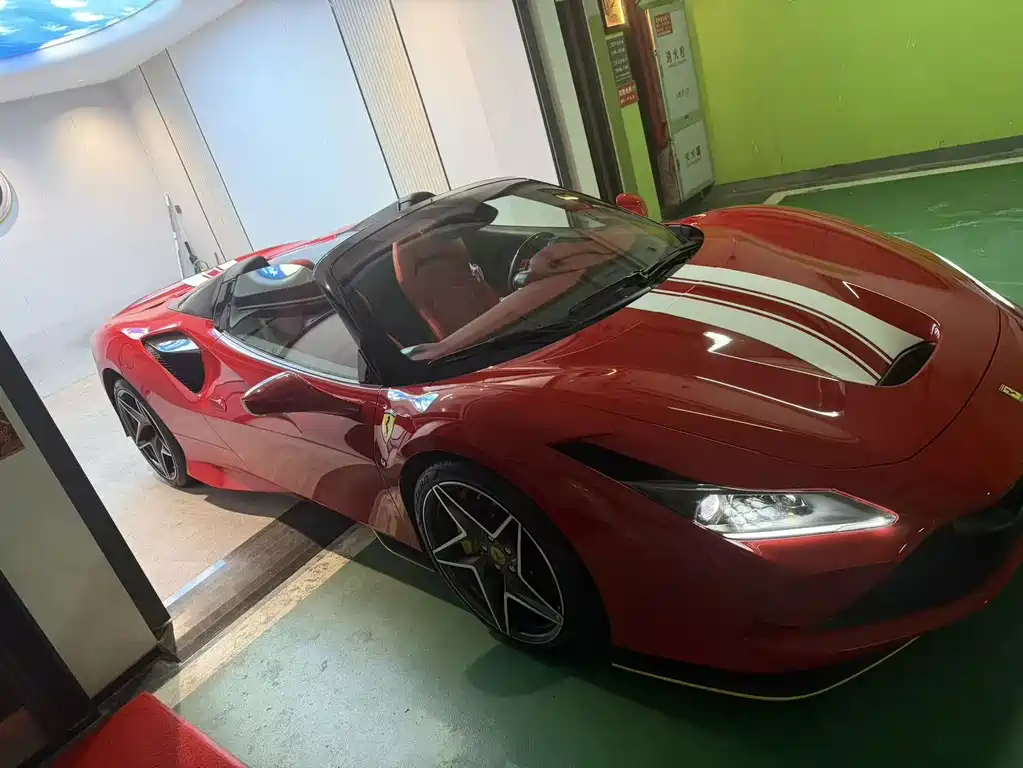 Ferrari F8 2023 — фото 3