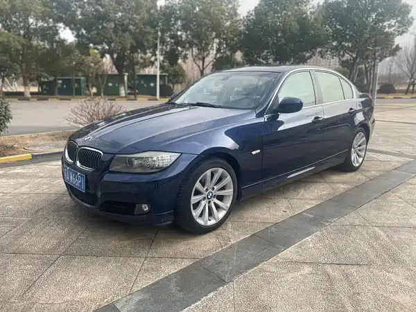 BMW 3 Series 2010