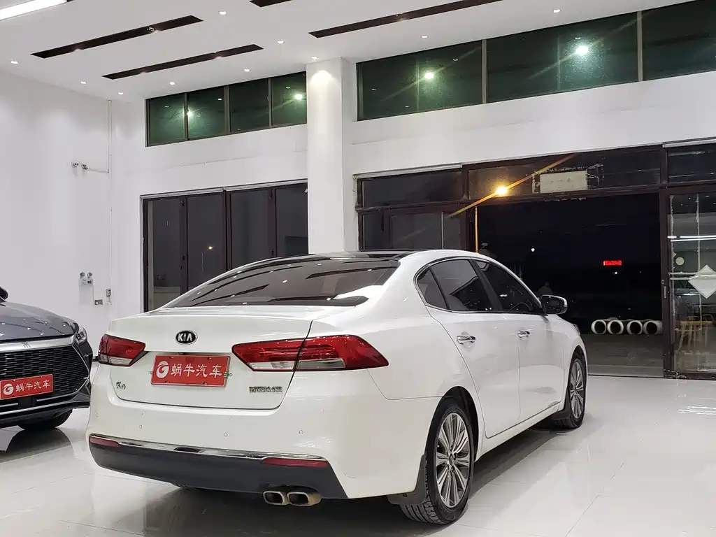 Kia K4 2015 — фото 11