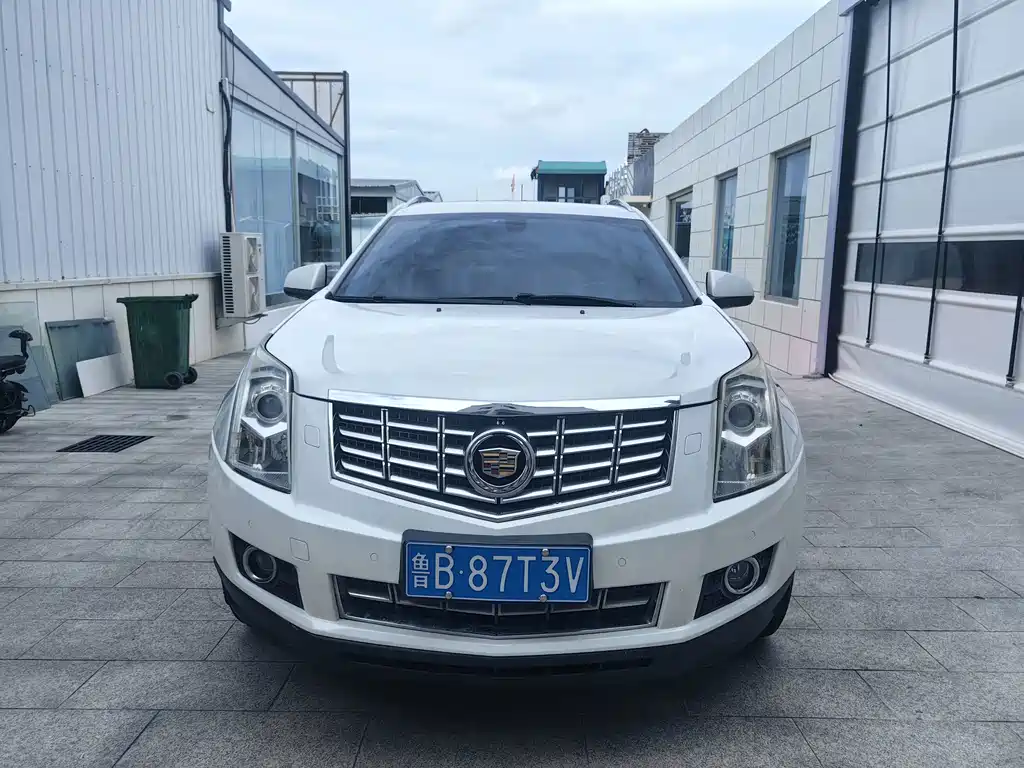 Cadillac SRX 2014 — фото 2