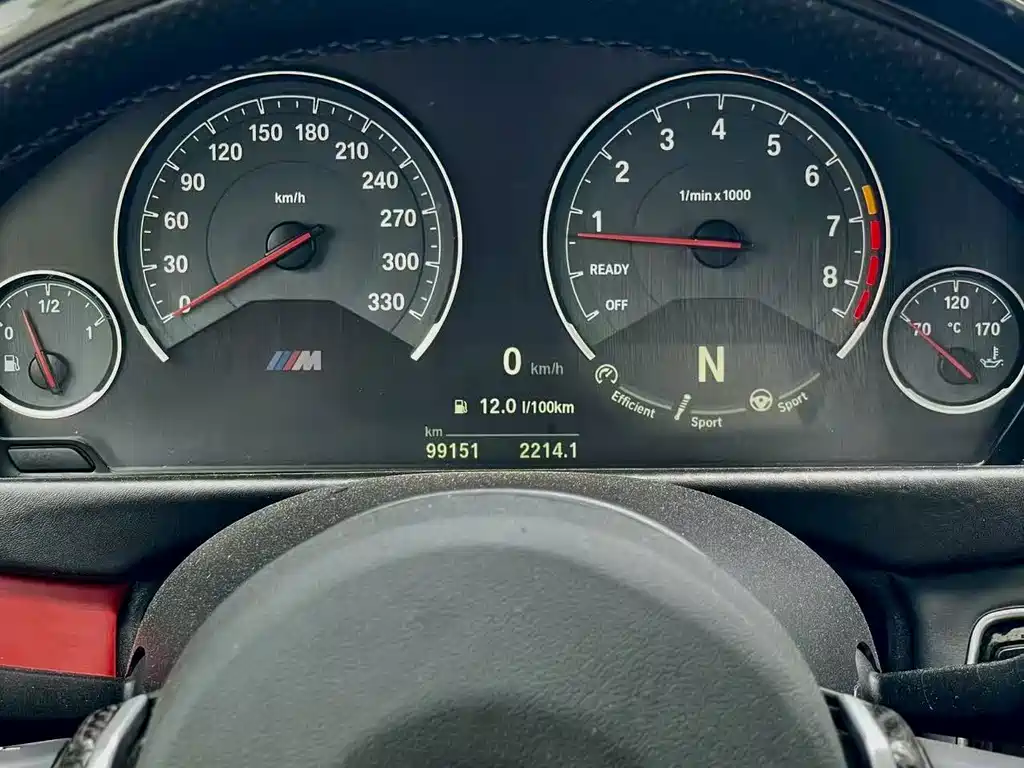 BMW M4 2018 — фото 11